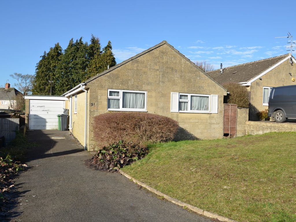 3 bed bungalow for sale in Shepherds Croft, Uplands, Stroud GL5 Zoopla