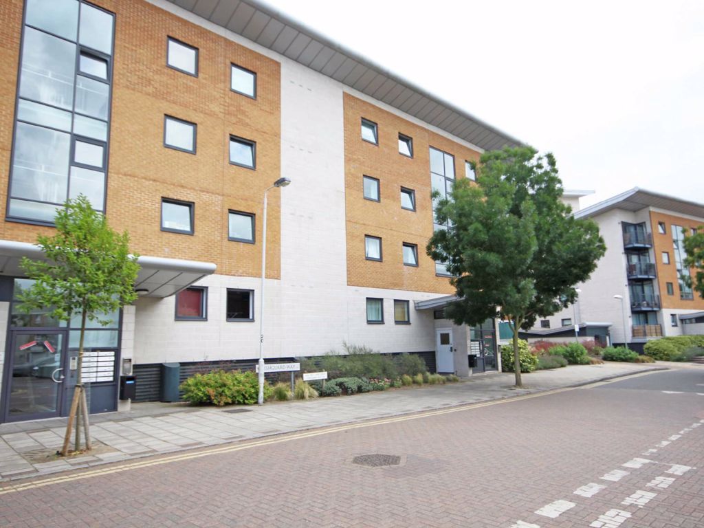 Studio to rent in Fishguard Way, London E16 Zoopla