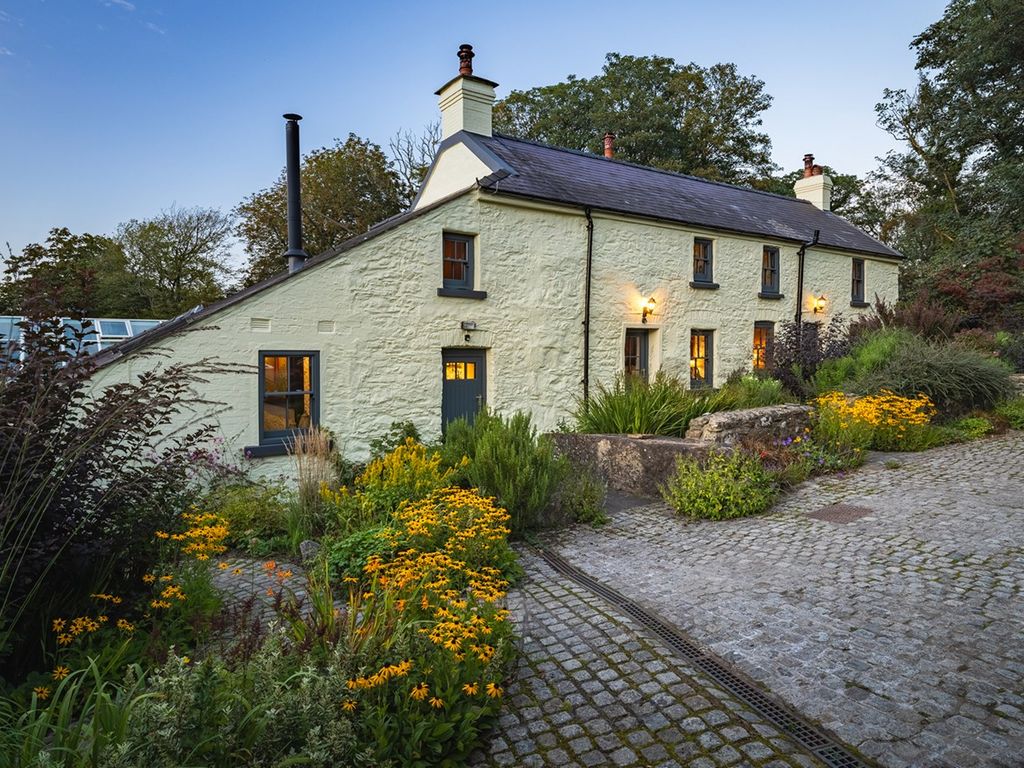 6 bed detached house for sale in Wolfscastle, Haverfordwest SA62, £