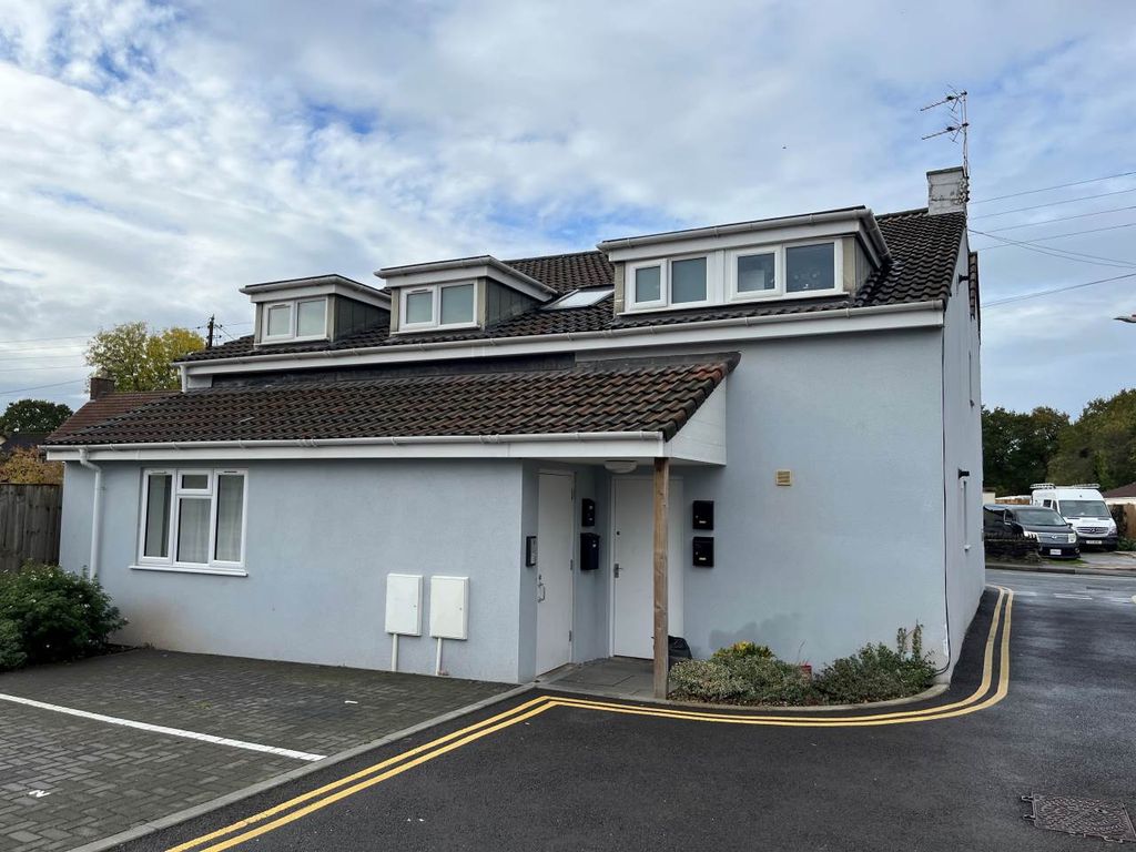 1 bed flat to rent in North Road, Yate, Bristol BS37, £800 pcm Zoopla