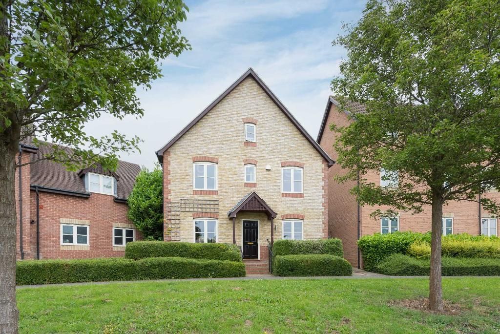 6 bed detached house for sale in Colindale Street, Monkston Park