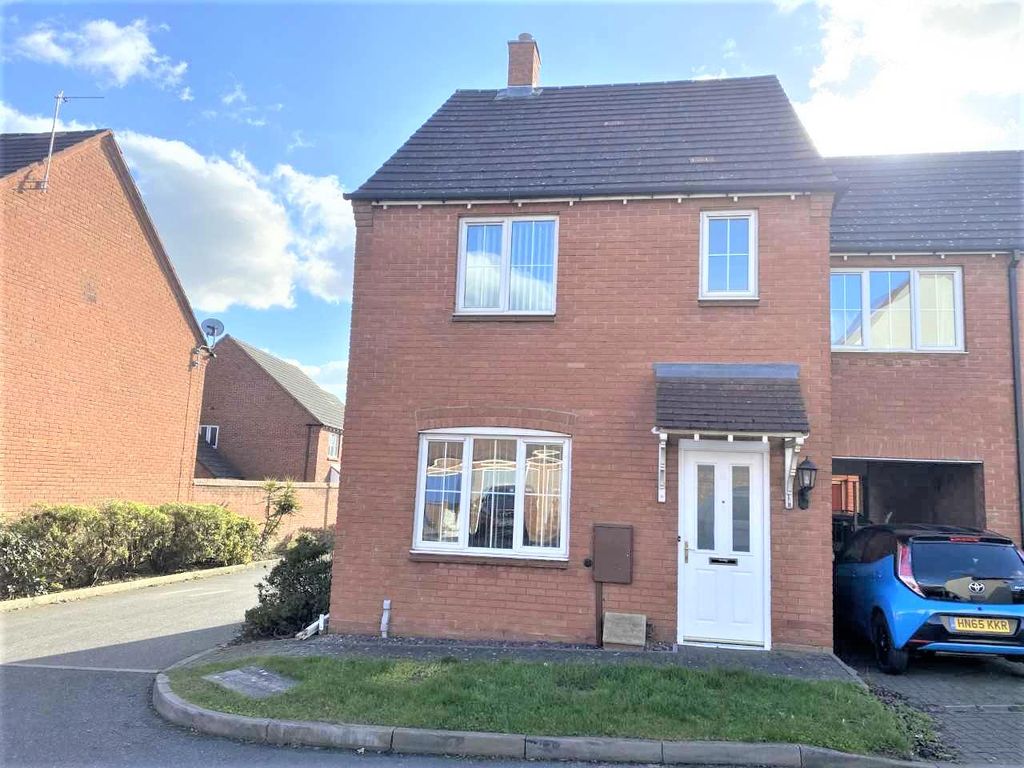 3 bed semidetached house to rent in Applebees Meadow, Hinckley LE10