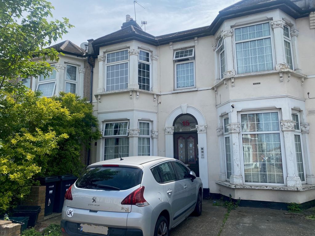 1 bed flat to rent in Cambridge Road, Ilford, Essex IG3 Zoopla