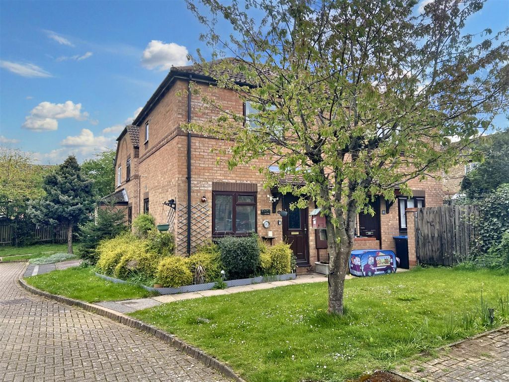 1 bed property for sale in Rillington Gardens, Emerson Valley, Milton