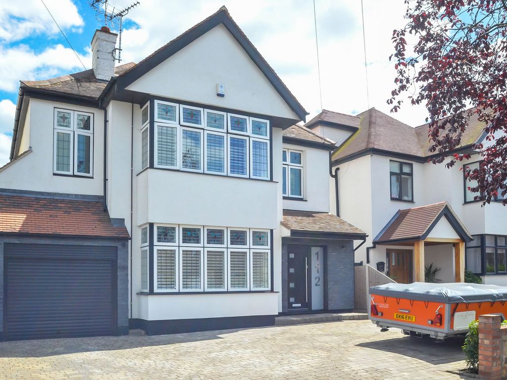 5 bed detached house for sale in Tyrone Road, SouthendOnSea SS1 Zoopla
