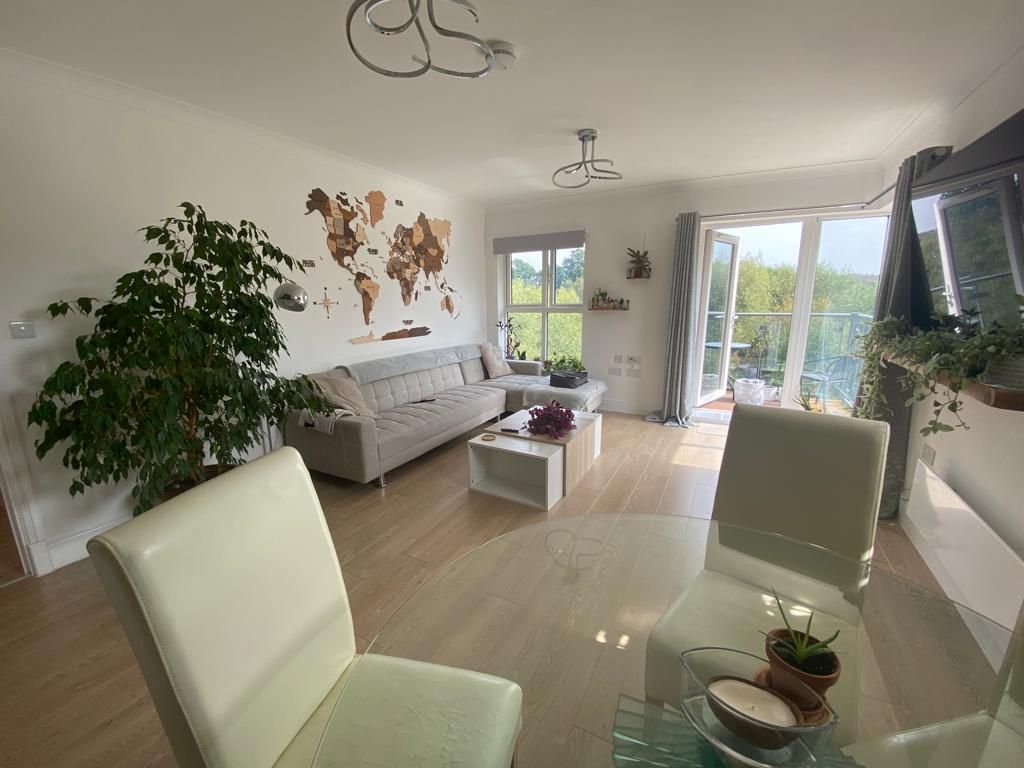 2 bed flat to rent in Andrews Close, Warwick CV34, £1,400 pcm Zoopla