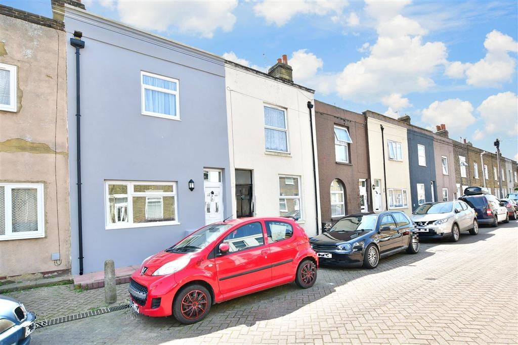 3 bed terraced house for sale in Alma Street, Sheerness, Kent ME12 Zoopla