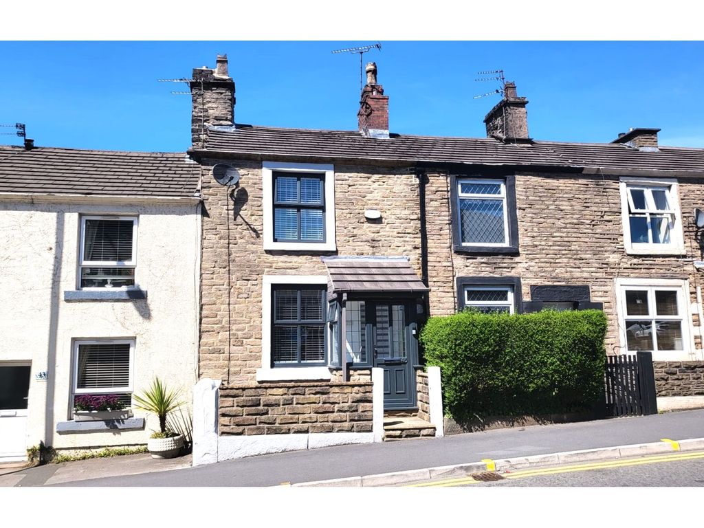 2 bed terraced house for sale in Oldham Road, Springhead OL4 Zoopla