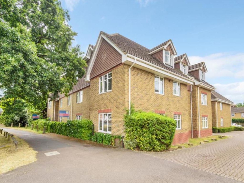 2 bed flat to rent in 23 Vale Road, Camberley GU15 Zoopla