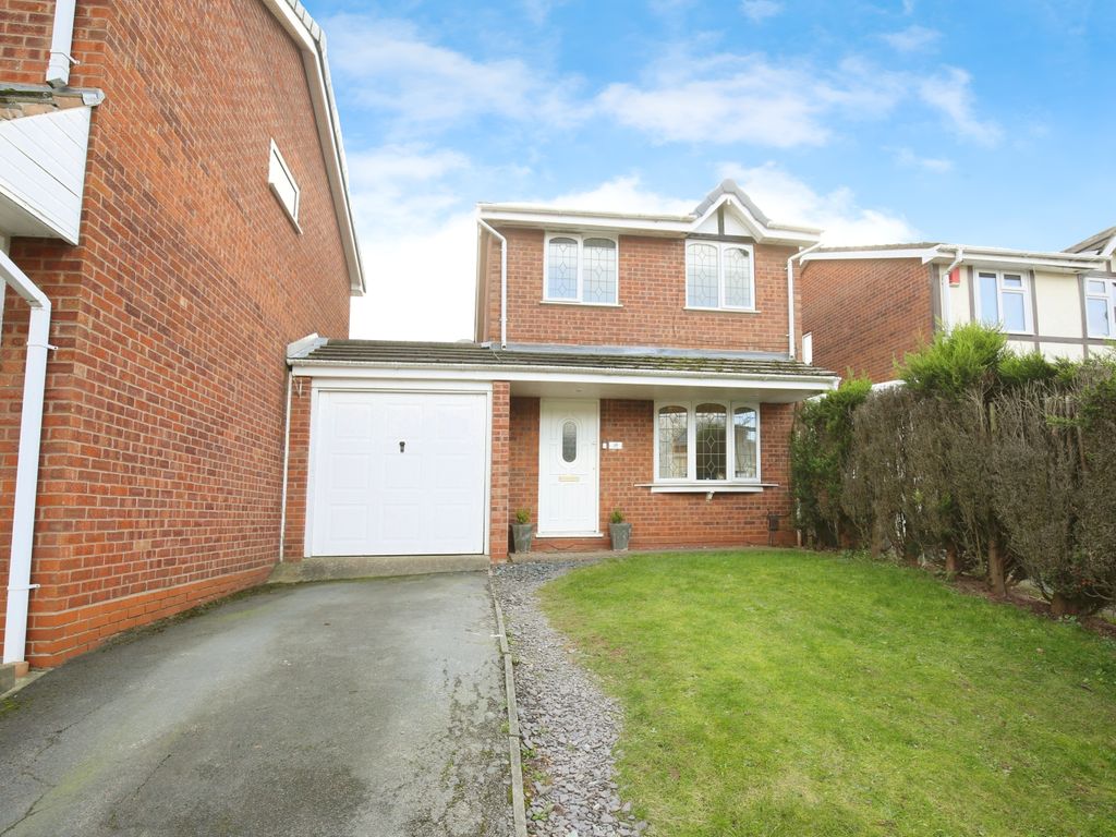 3 bed linkdetached house for sale in Cheviot, Wilnecote, Tamworth B77