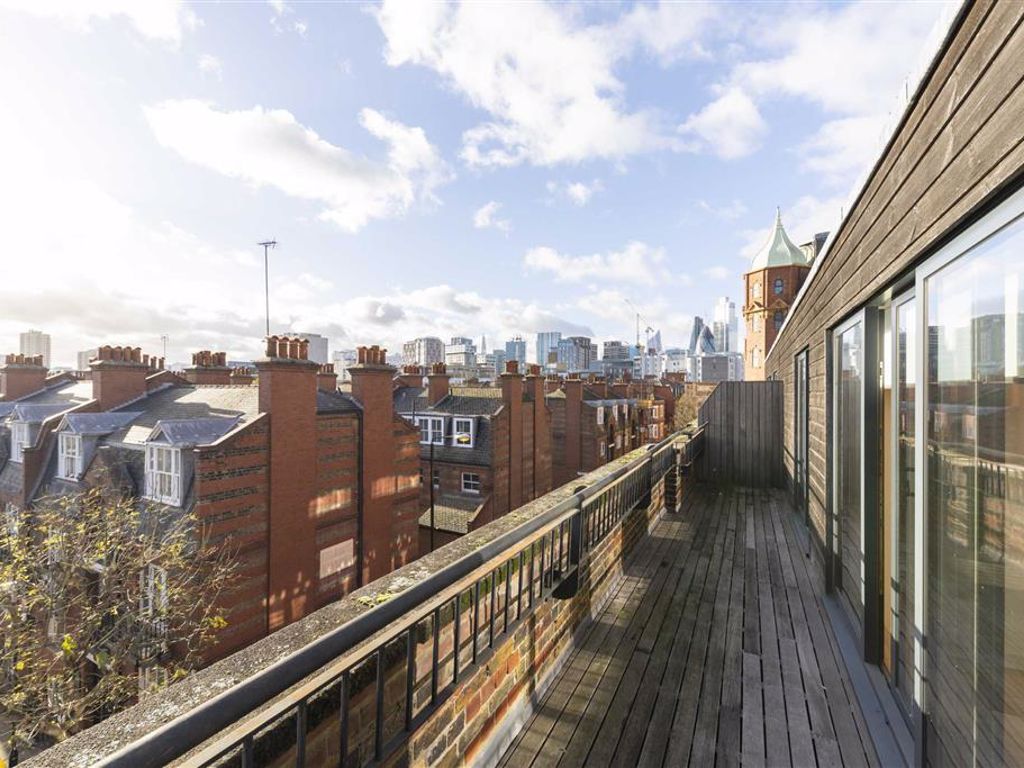 Feather Mews, London E1  