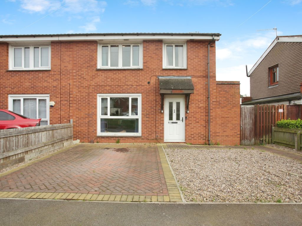 3 bed semidetached house for sale in Montgomery Road, Leicester LE9, £