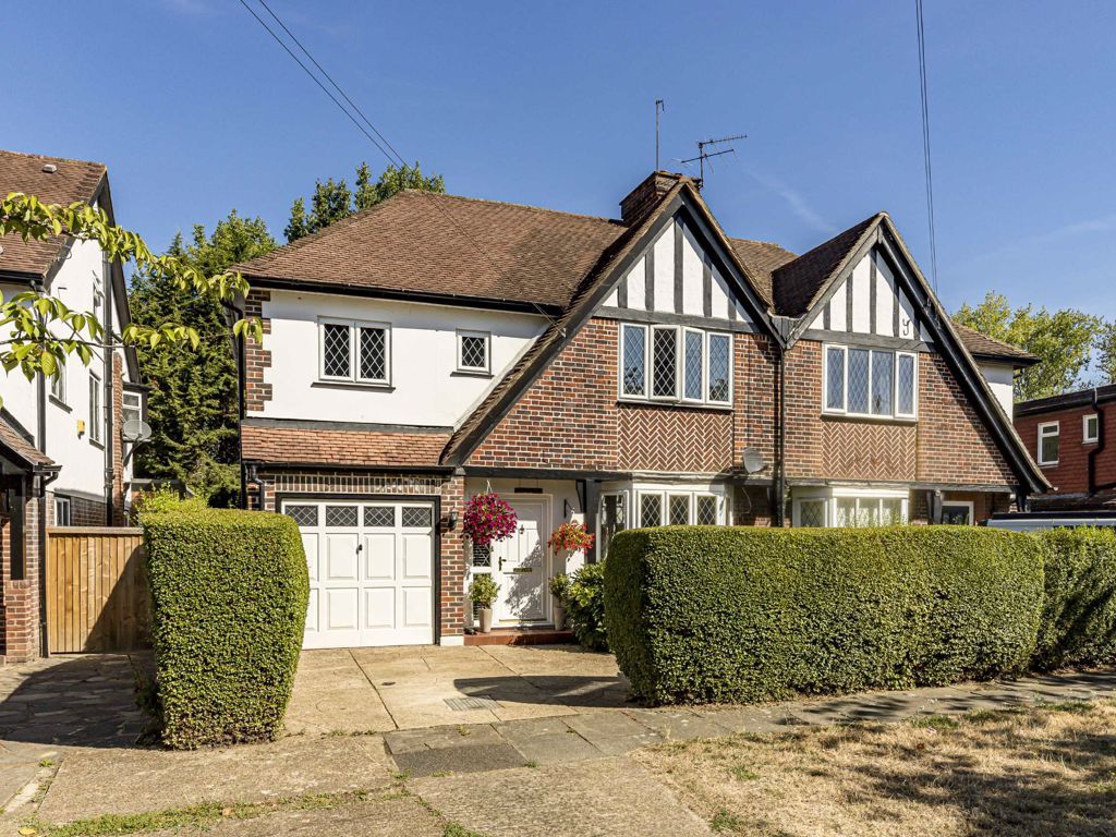 Village Way, Ashford TW15  