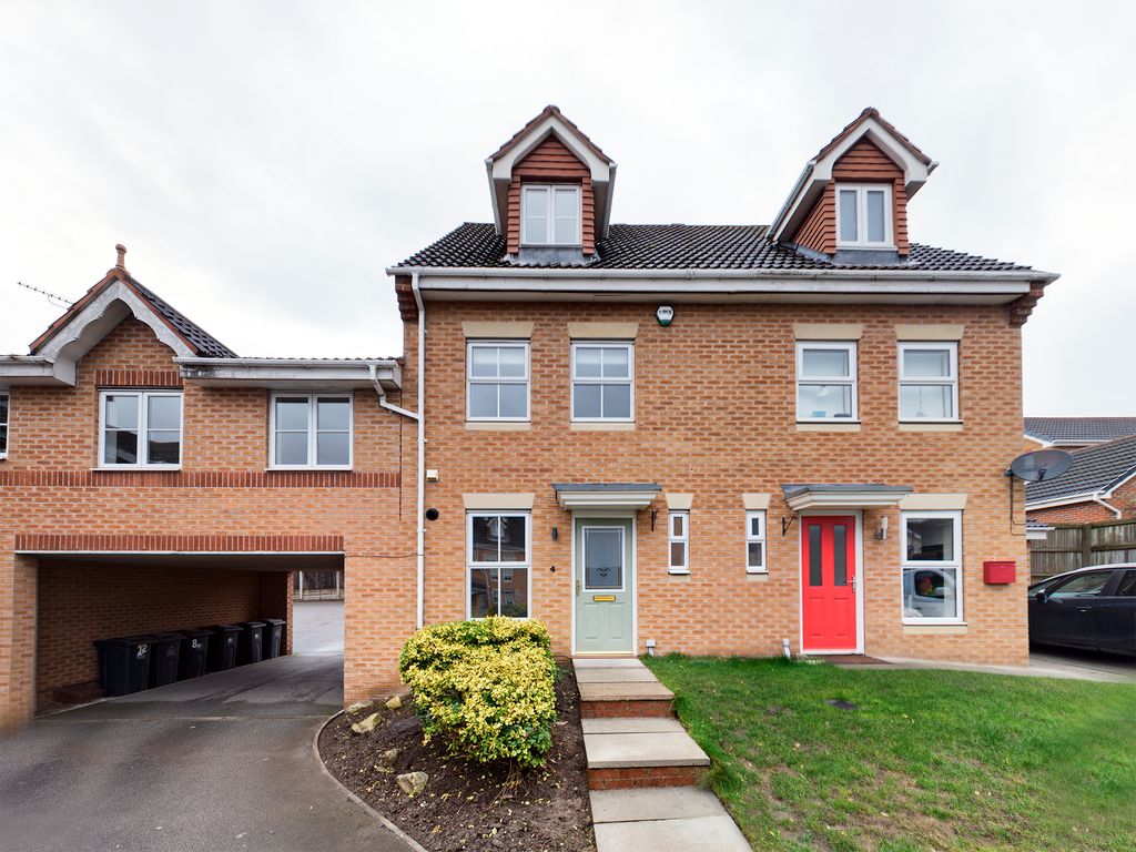 3 bed town house for sale in Bella Close, Langley Mill NG16 Zoopla