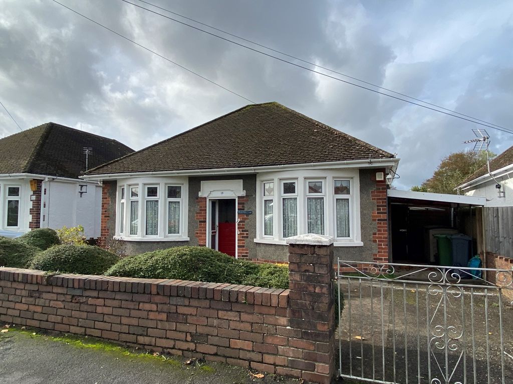 Lon Y Parc, Rhiwbina, Cardiff CF14  