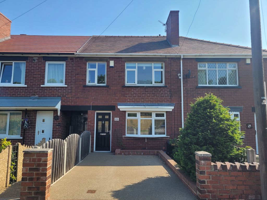 3 bed town house for sale in Edderthorpe Lane, Darfield S73, £157,000