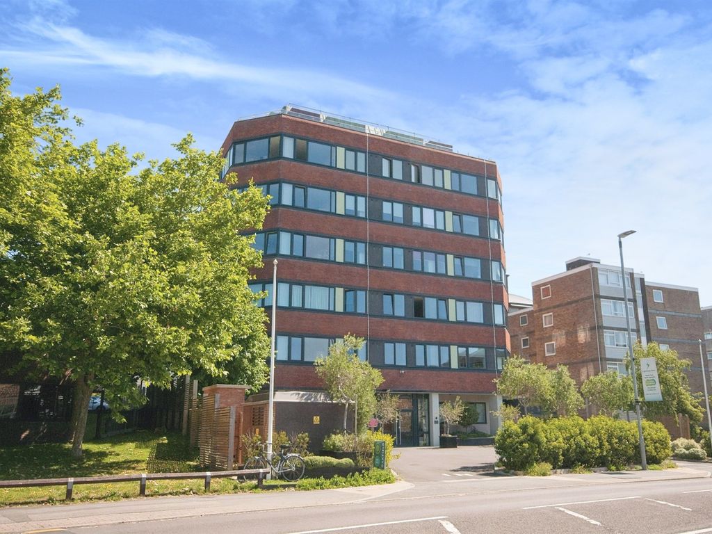 1 bed flat for sale in Upperton Road, Eastbourne BN21 Zoopla