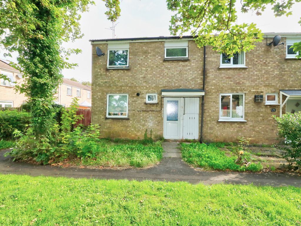 3 bed semidetached house for sale in The Dell, Woodston, Peterborough