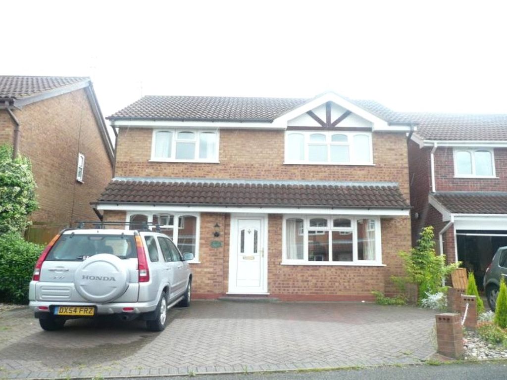 4 bed detached house to rent in Oatlands Way, Perton, Wolverhampton WV6