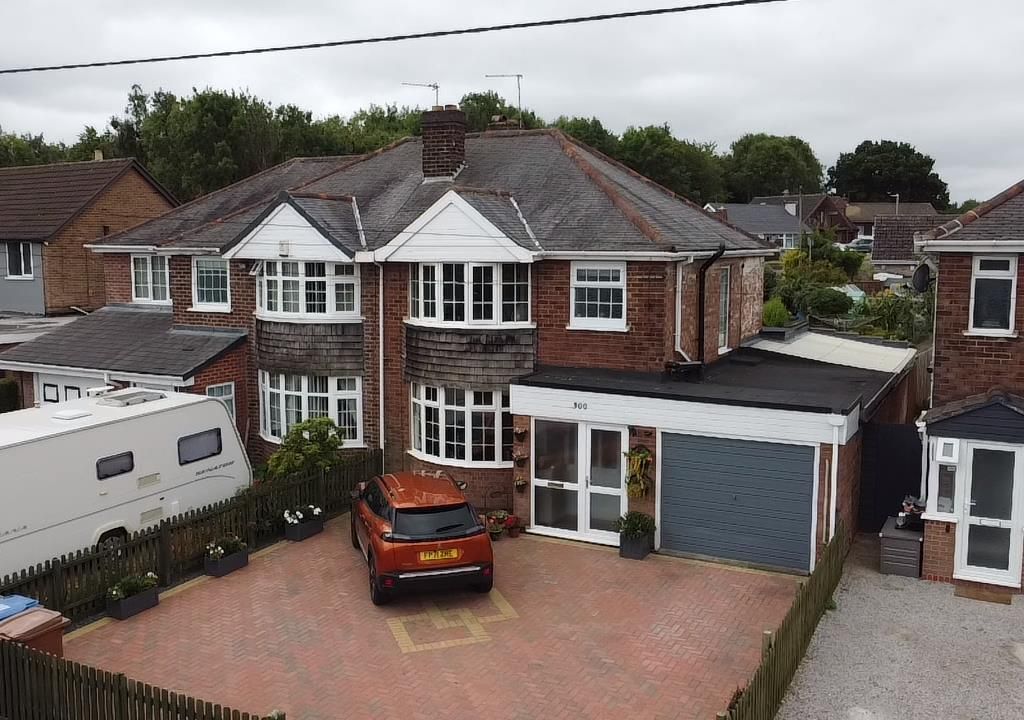 3 bed semidetached house for sale in Leicester Road, Markfield