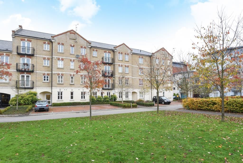 1 bed flat to rent in Coxhill Way, Aylesbury HP21, £1,000 pcm Zoopla