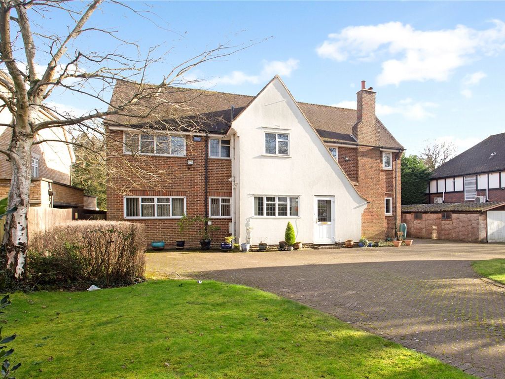 5 bed detached house for sale in Ducks Hill Road, Northwood, Middlesex