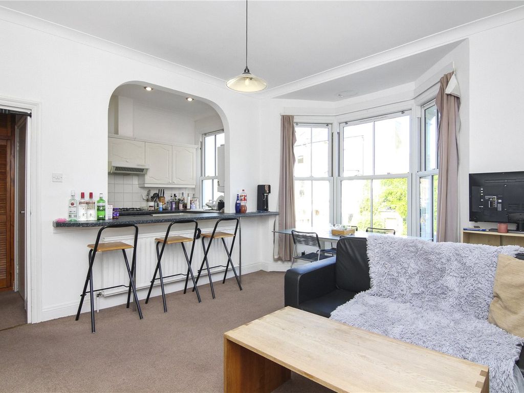 2 bed flat to rent in Warbeck Road, Shepherds Bush, London W12 Zoopla