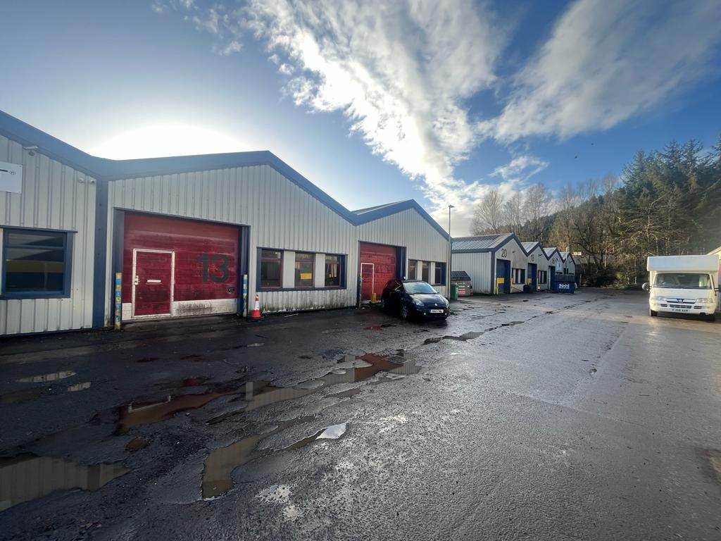 Industrial to let in 13 & 15 Dixon Place, College Milton Industrial