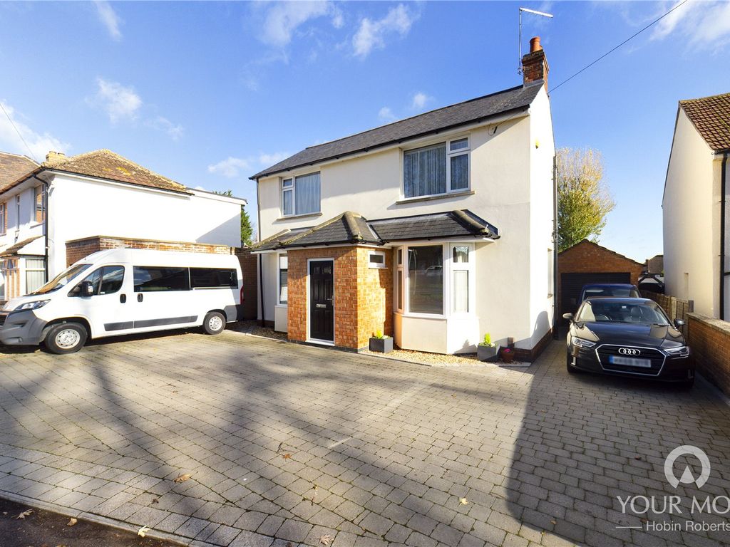 Windmill Avenue, Kettering, Northamptonshire NN15  