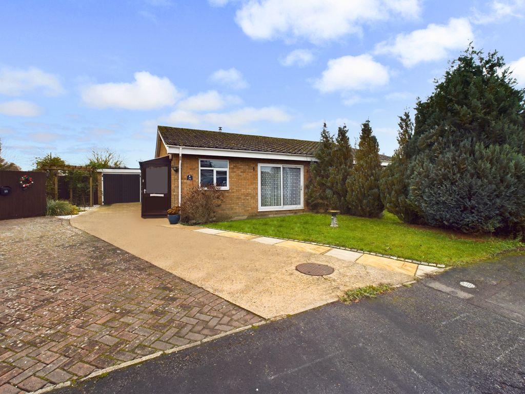 3 bed semidetached bungalow for sale in Archers Avenue, Feltwell