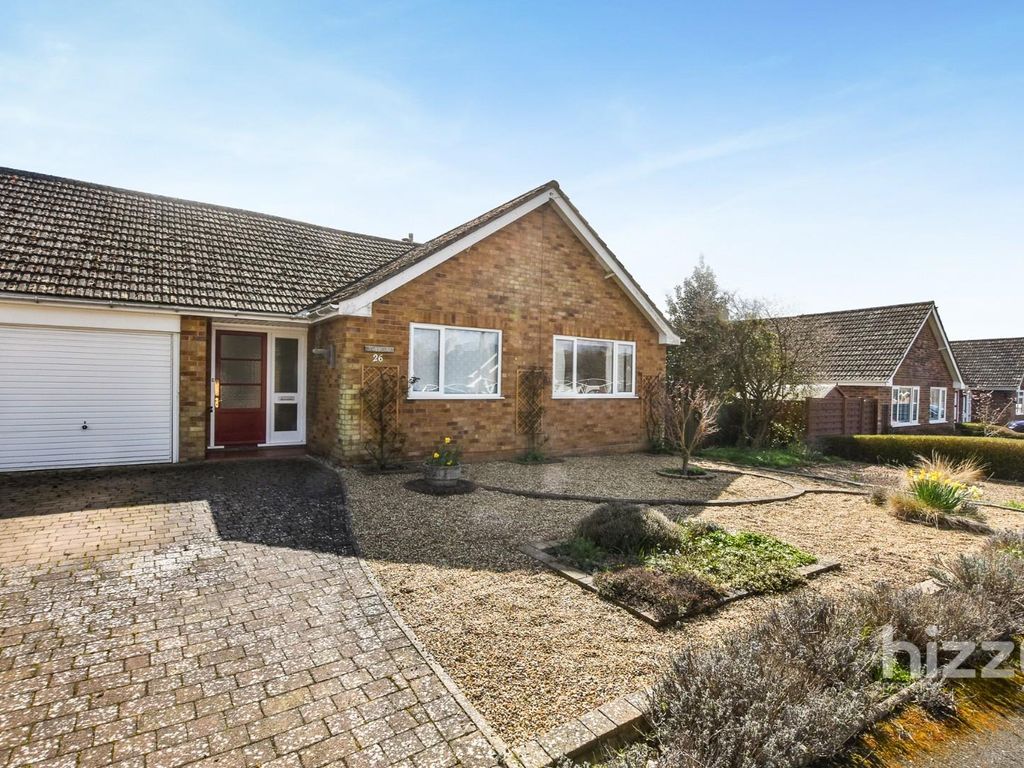 3 bed bungalow for sale in Ramsey Road, Hadleigh, Ipswich IP7 Zoopla