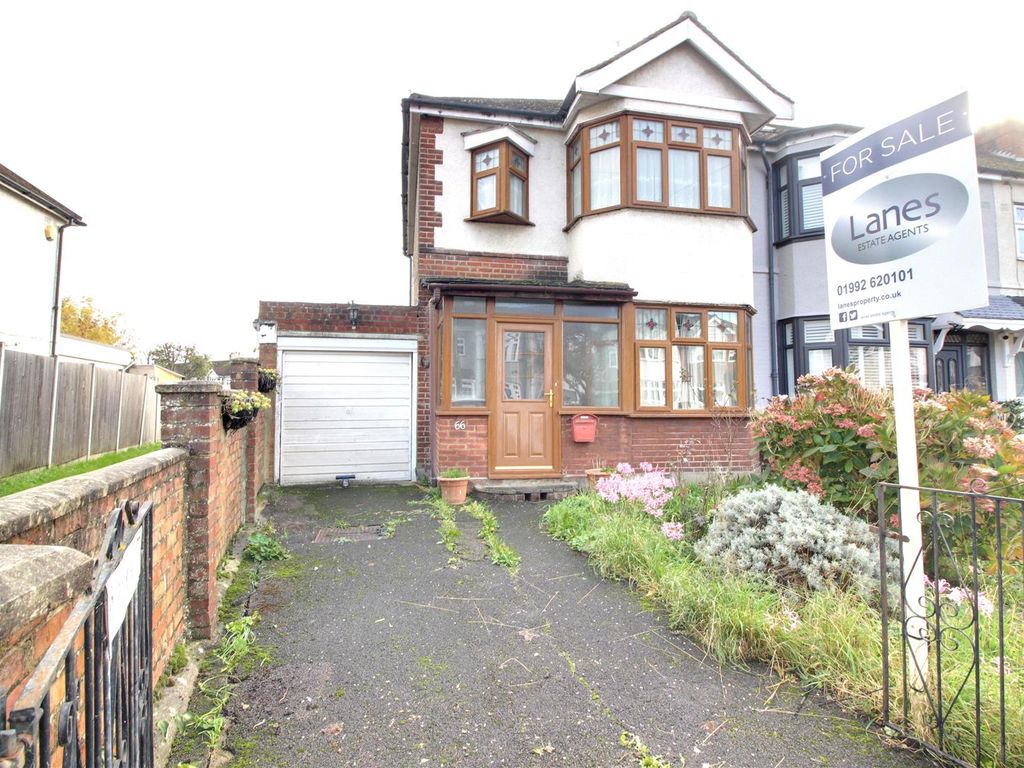 3 bed end terrace house for sale in Northfield Road, Cheshunt, Waltham Cross EN8, £450,000 Zoopla