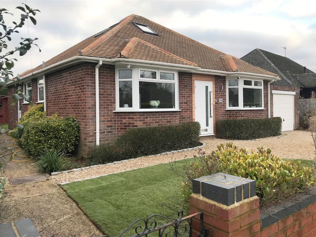 4 bed detached house for sale in Chaucer Crescent, Newbury RG14 Zoopla