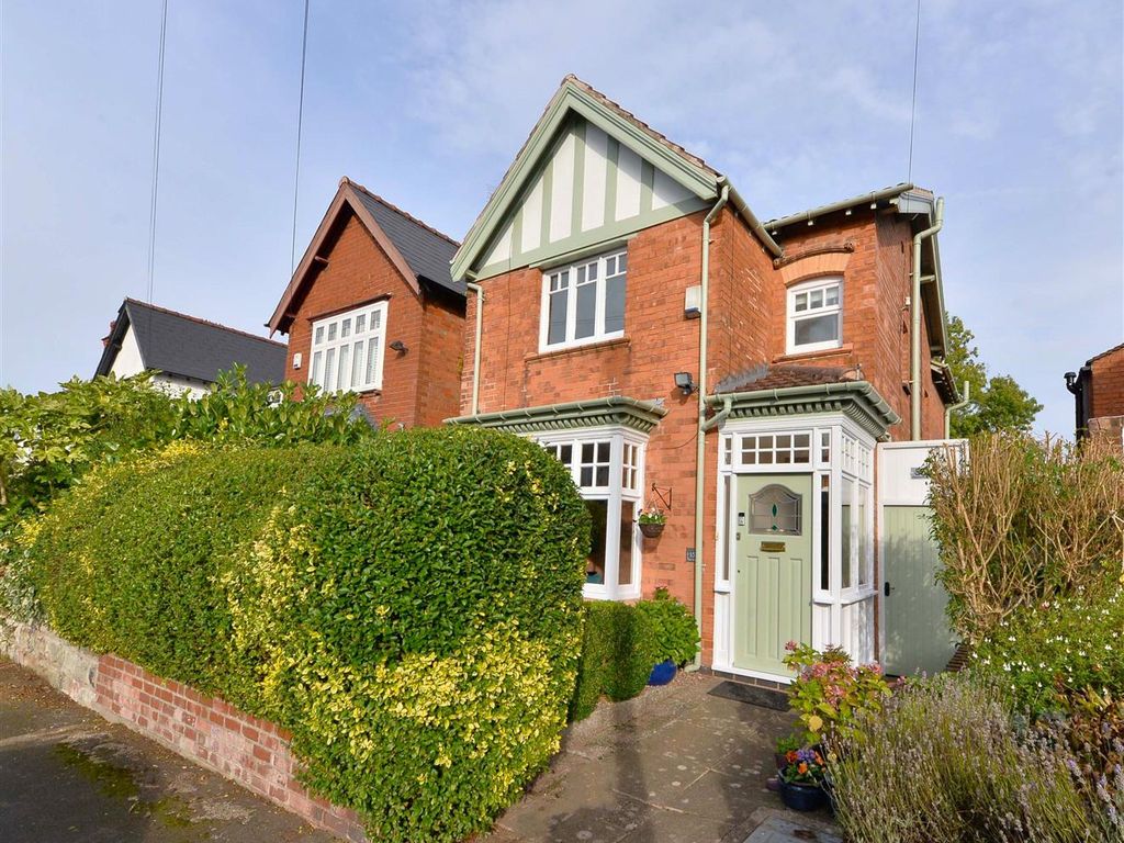 3 bed detached house for sale in Maurice Road, Kings Heath, Birmingham