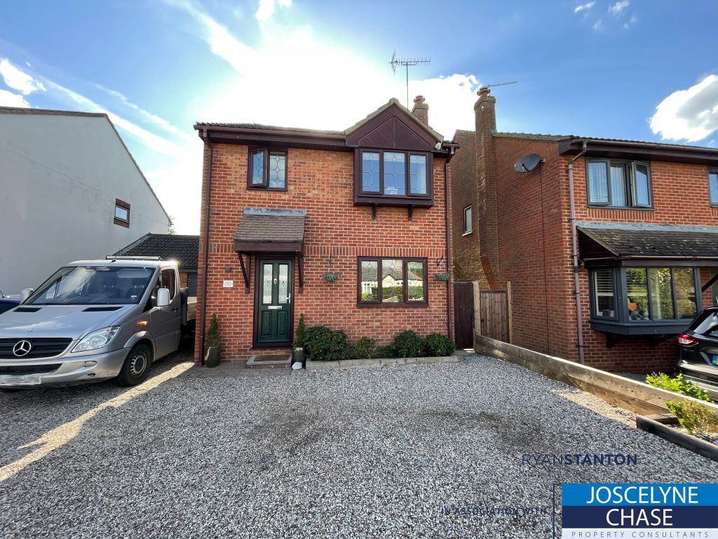 4 bed detached house for sale in Burnham Road, Latchingdon, Chelmsford