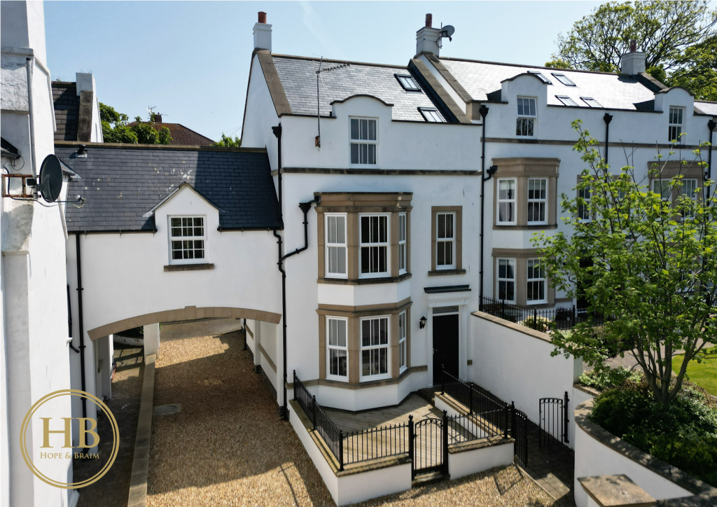 3 bed town house for sale in Spital Bridge, Whitby YO22, £430,000 Zoopla