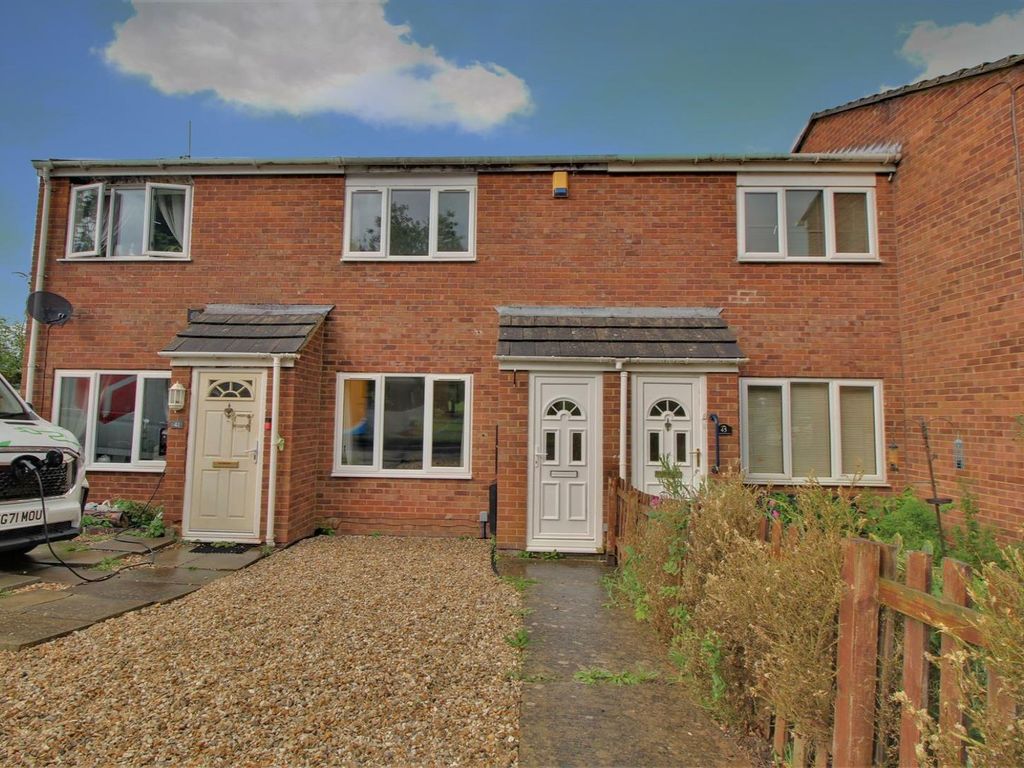 2 bed terraced house for sale in Baneberry Road, Robinswood, Gloucester