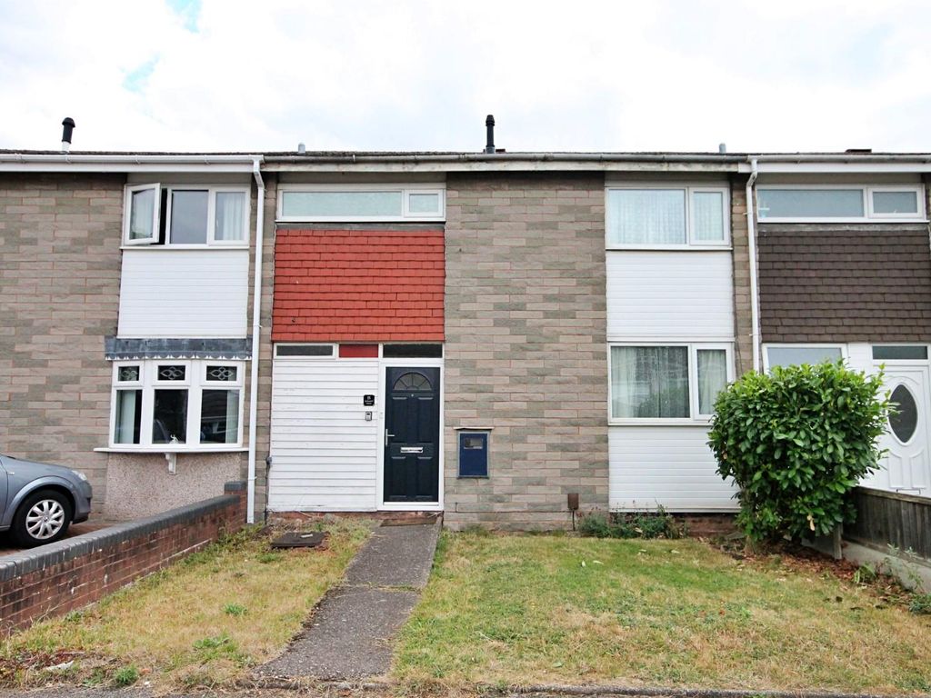 3 bed terraced house for sale in St. Austell Close, Tamworth