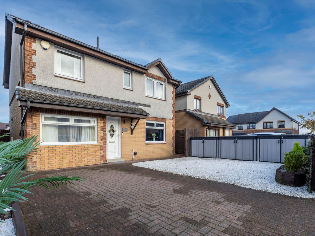 5 bed detached house for sale in Victoria Grove, Glasgow G78, £295,000