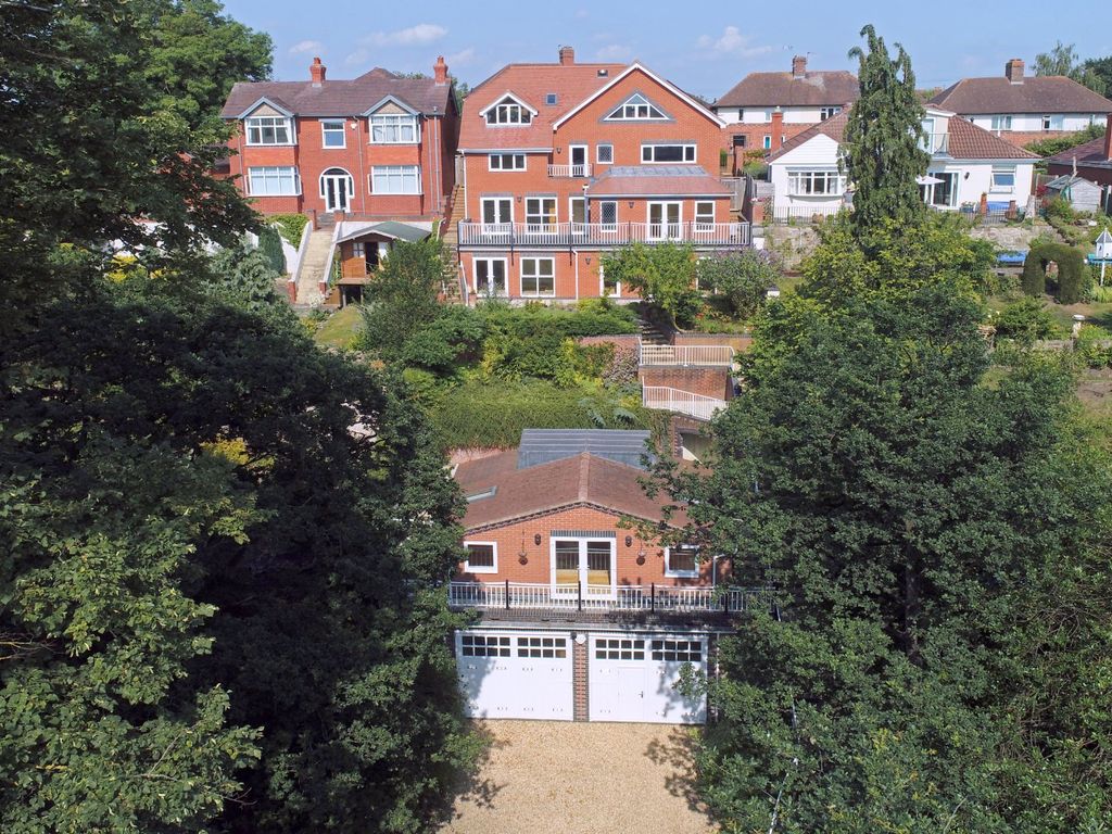 Berwick Road Shrewsbury SY1  