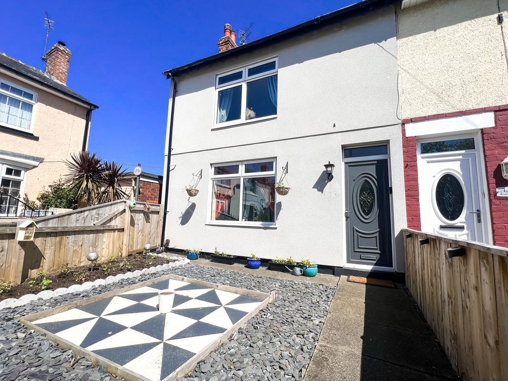 3 bed end terrace house for sale in Maple Square, Redcar TS10 Zoopla
