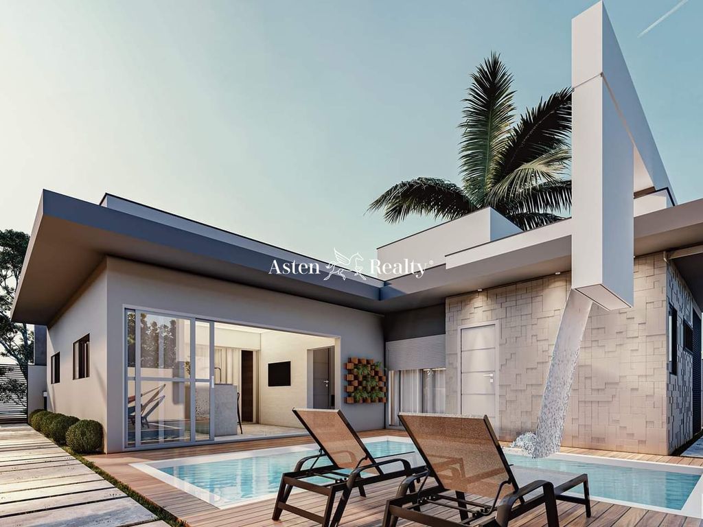 Commercial property for sale in Golf Del Sur, Santa Cruz Tenerife