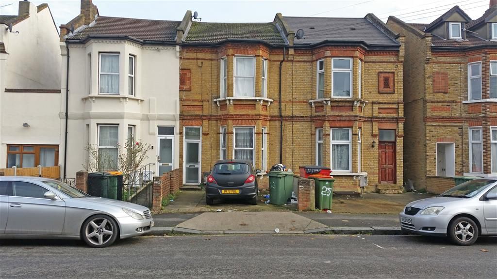 6 bed terraced house for sale in Disraeli Road, London E7 Zoopla
