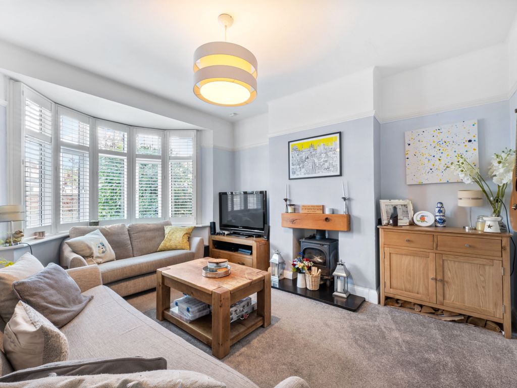 4 bed semidetached house for sale in Raeburn Avenue, Surbiton KT5, £925,000 Zoopla