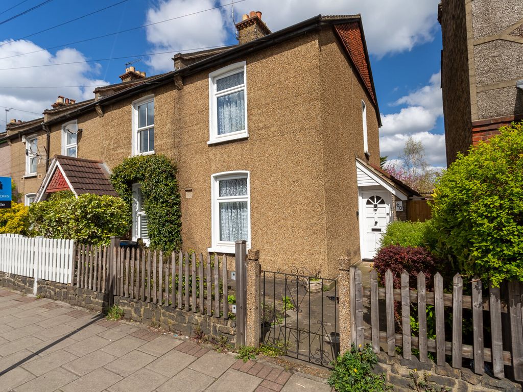 2 bed end terrace house for sale in Crown Lane, Morden SM4 Zoopla