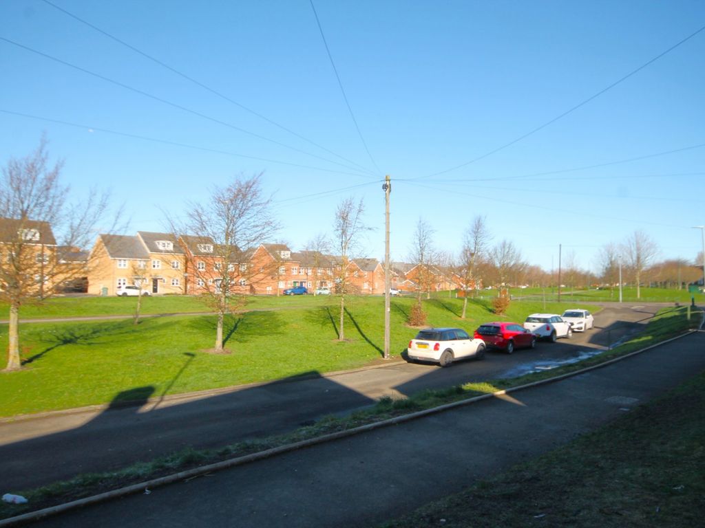 3 bed end terrace house for sale in Vale Drive, Thornaby, StocktonOn