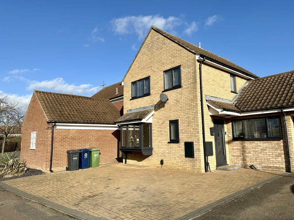4 bed detached house for sale in Grainger Avenue, Godmanchester PE29