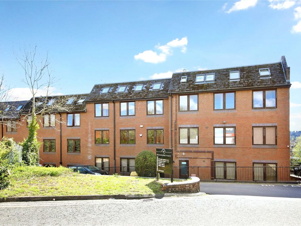 1 bed flat for sale in Buckingham Place, Bellfield Road, High