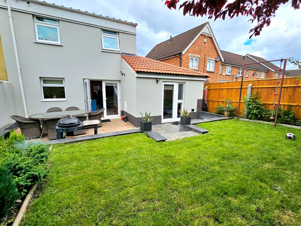3 bed end terrace house to rent in Two Acres Road, Whitchurch, Bristol