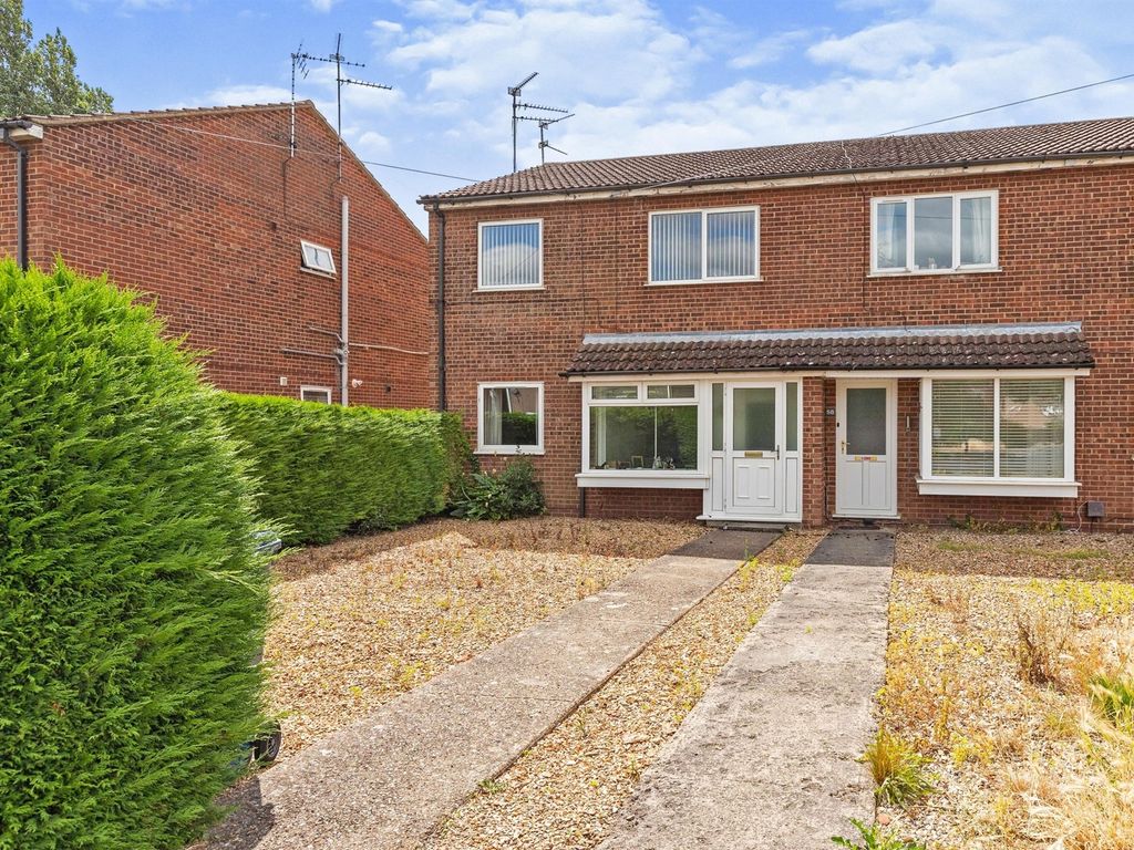 2 bed flat for sale in Burrowmoor Road, March PE15 Zoopla